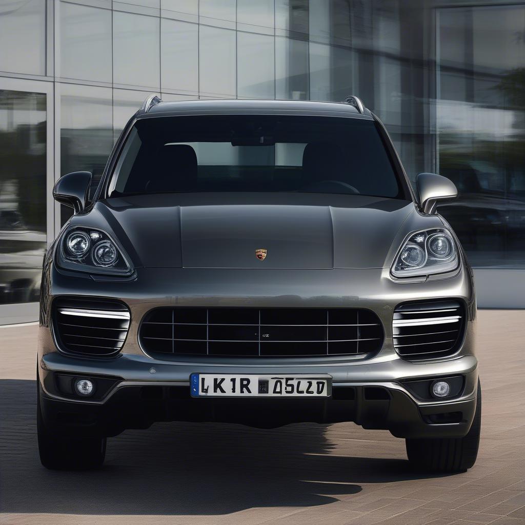 Porsche Cayenne beim Händler in Hamburg