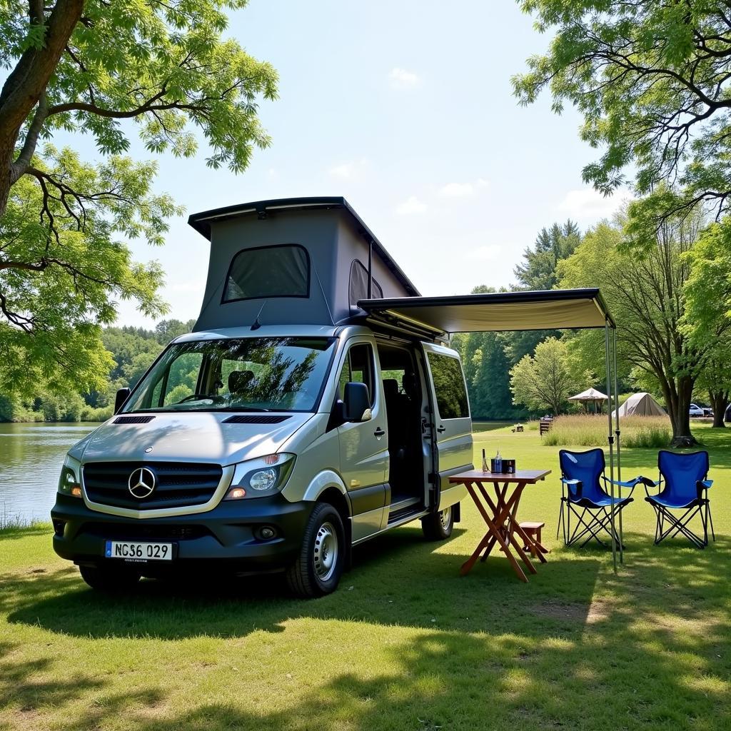 Vito mit Aufstelldach auf einem Campingplatz