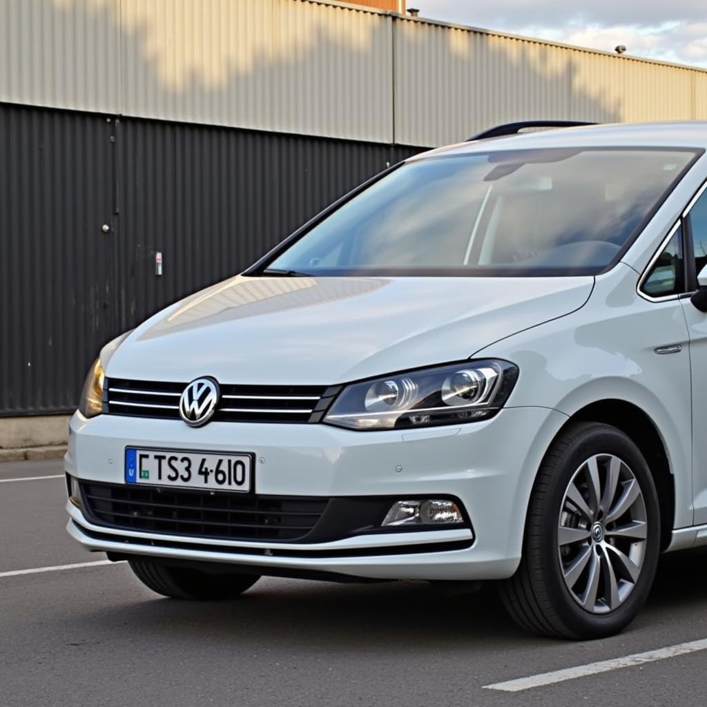 Der Volkswagen Touran Hybrid: Ideal für Familien und lange Strecken.